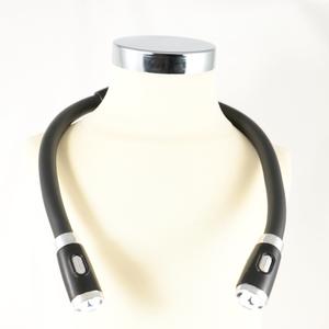 (038) HUGlight necklamp