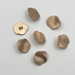 Knap - rosa guld asymmetrisk 18 mm