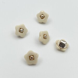 Button - plastic flower 10 mm - Ecru