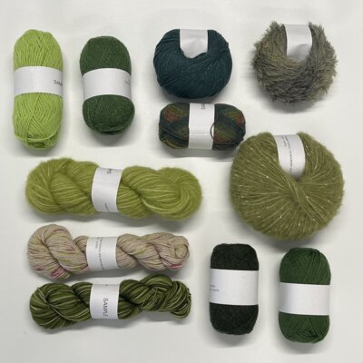 One of a Kind - Unique Yarn Bundle 29 Dark Green/Purple