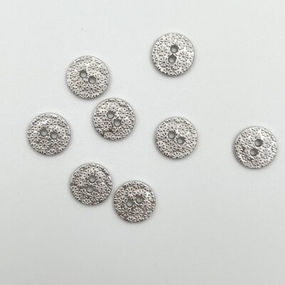 Button - silver metal with flowers 10 mm
