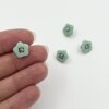 Knap - plastik blomst 10 mm - Lysegrøn