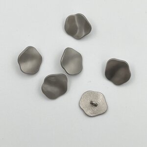 Knap - sølv asymmetrisk 18 mm